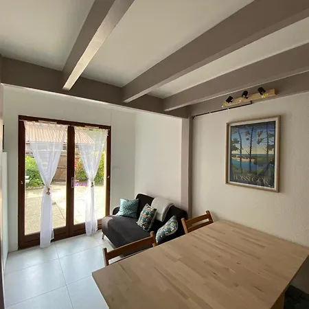 Renovee Avec Grande Terrasse, 5 Pers, - Fr-1-413-164 *
