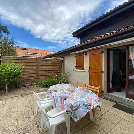 Renovee Avec Grande Terrasse, 5 Pers, - Fr-1-413-164